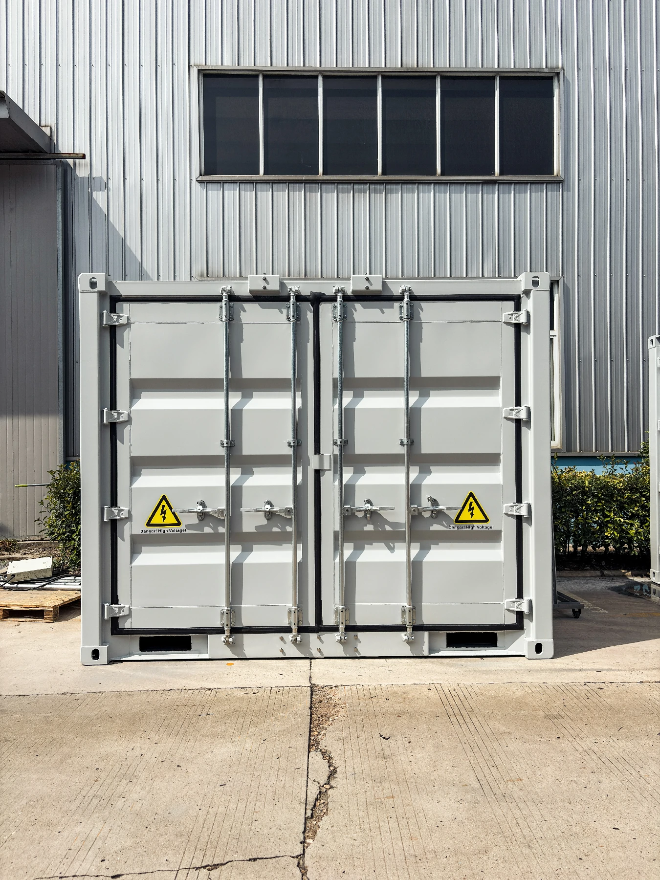 mobile solar container