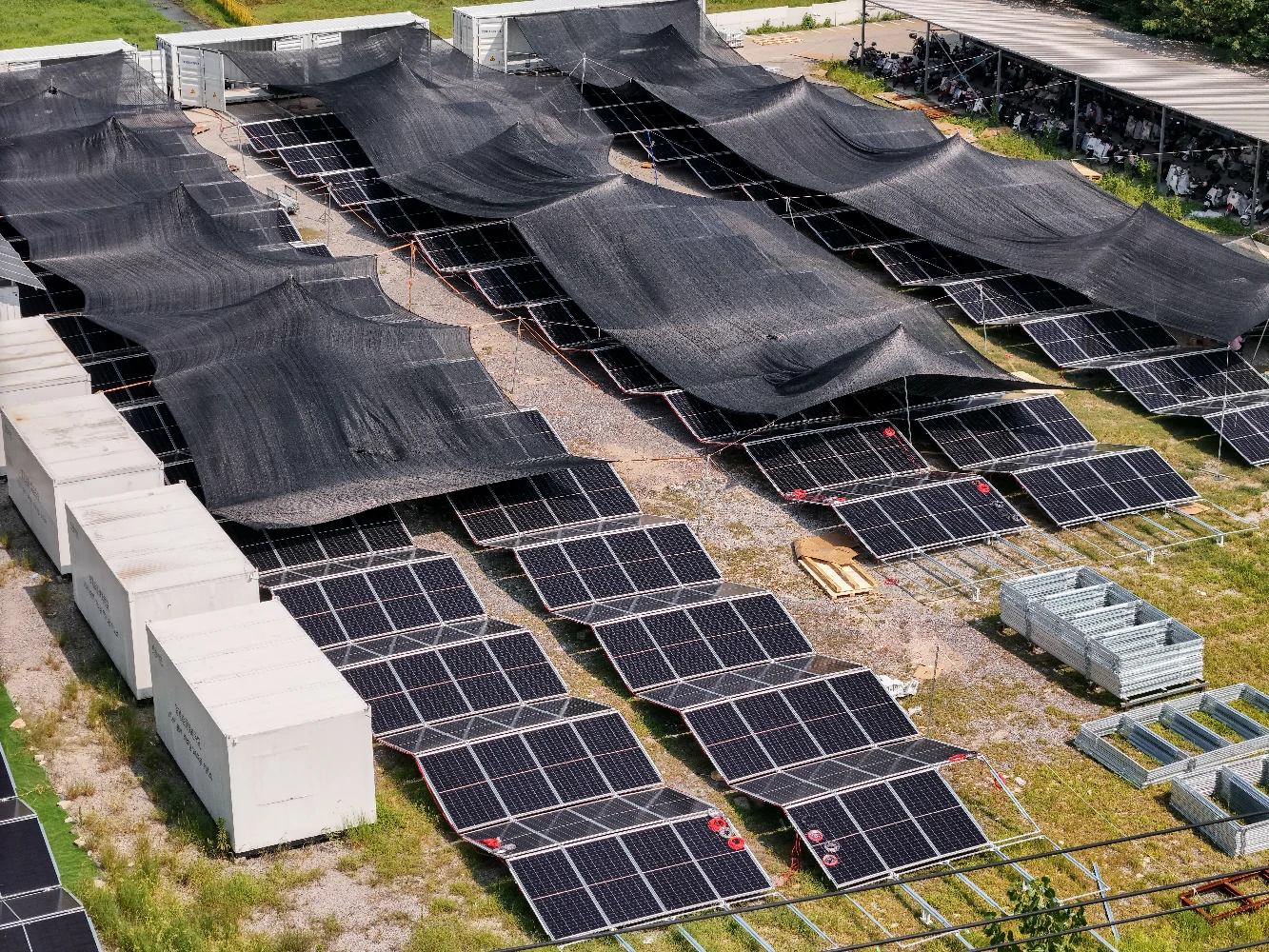 mobile solar container