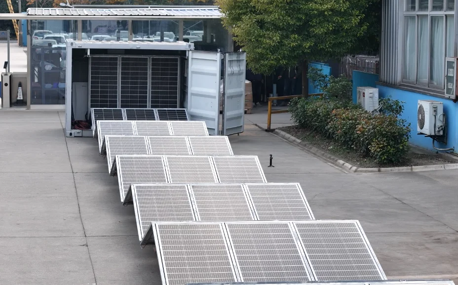 solar shipping container