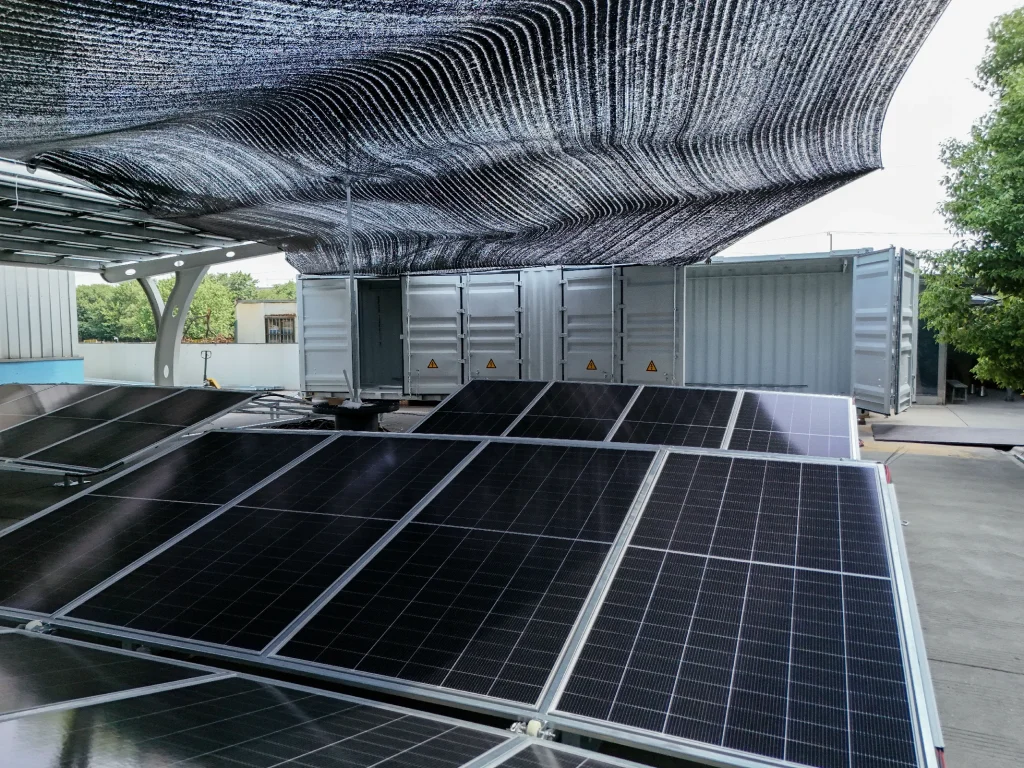 mobile solar container
